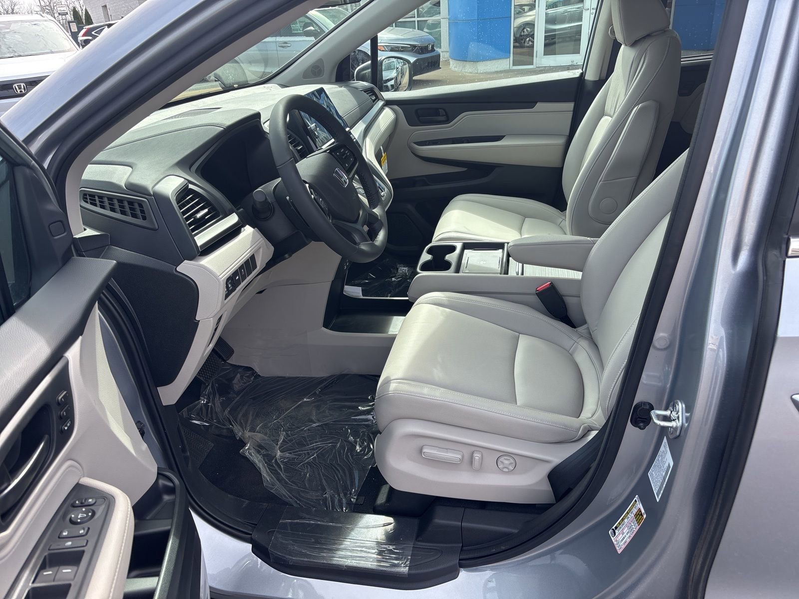New 2026 Honda Odyssey EX-L image 9