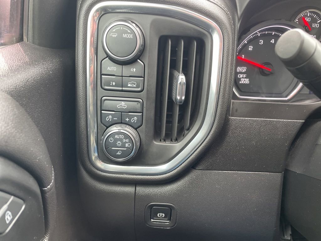 Used 2020 Chevrolet Silverado 1500 LT w/ All-Star Edition AWD/4WD image 27