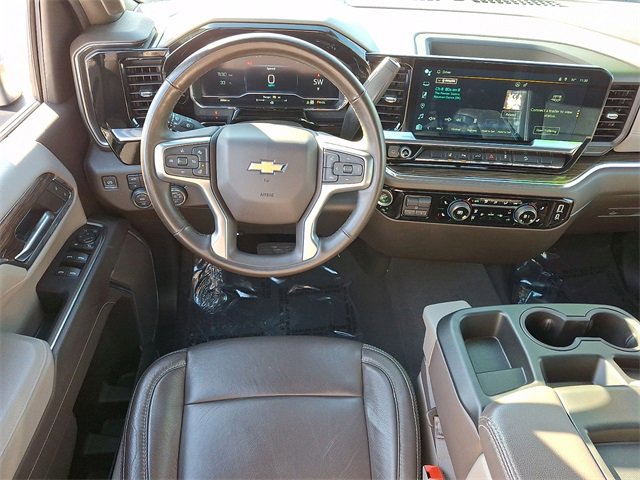 Used 2024 Chevrolet Silverado 2500 LT image 9