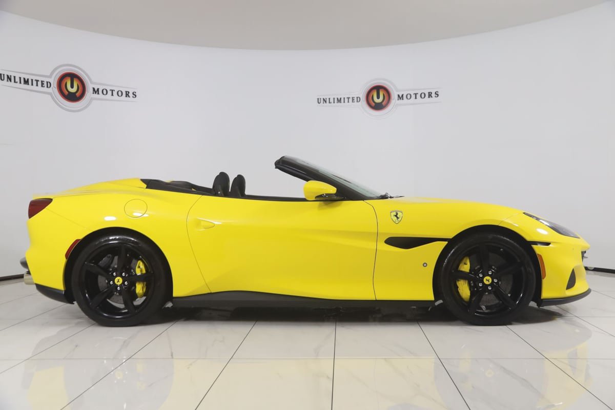 Used 2022 Ferrari Portofino M RWD image 2