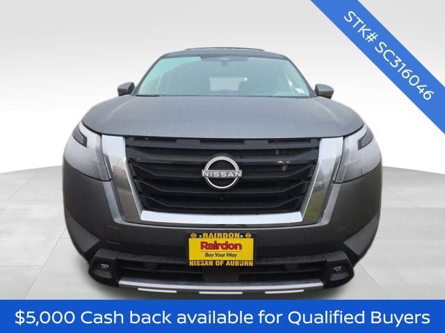 New 2025 Nissan Pathfinder SL w/ SL Premium Package image 2