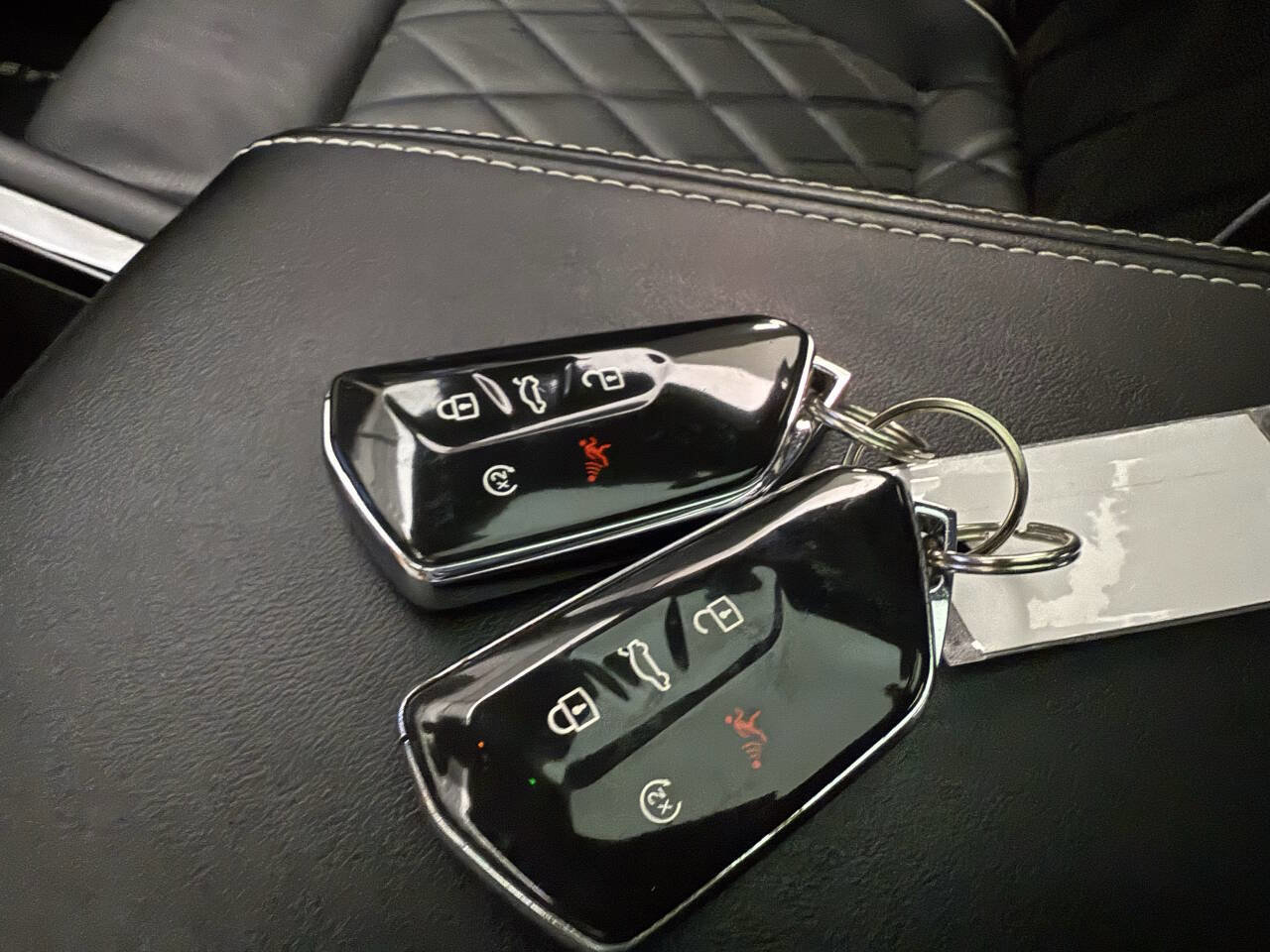 Used 2024 Volkswagen Atlas SEL Premium R-Line image 23