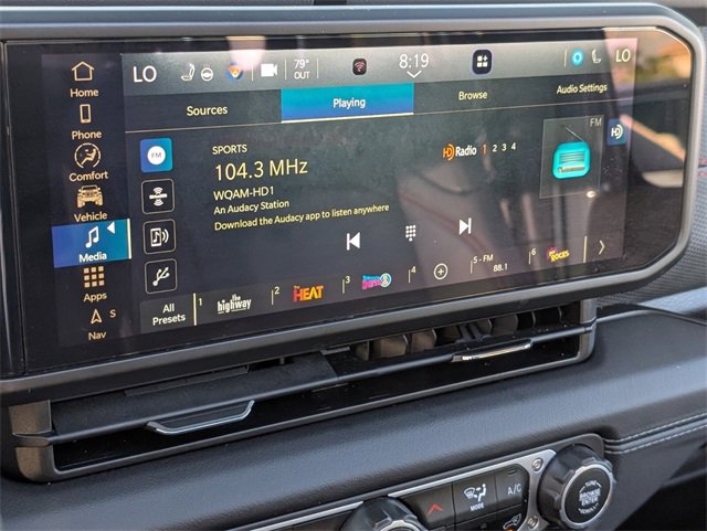 Used 2024 Jeep Wrangler Unlimited Rubicon image 18