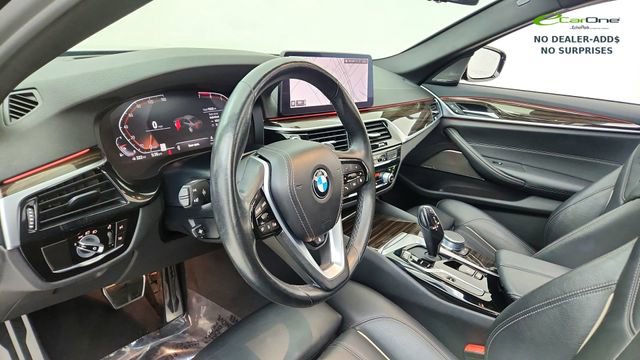 Used 2021 BMW 530i w/ Premium Package RWD image 18
