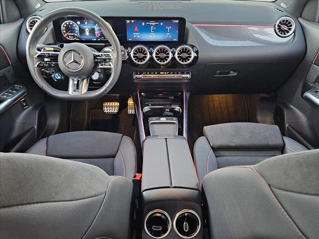 Used 2025 Mercedes-Benz GLA 35 AMG 4MATIC image 17