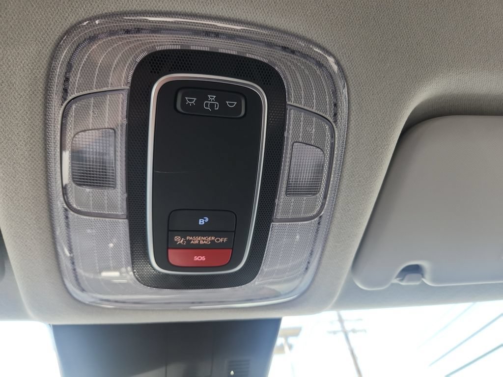 Used 2025 Hyundai Kona SE AWD/4WD image 23