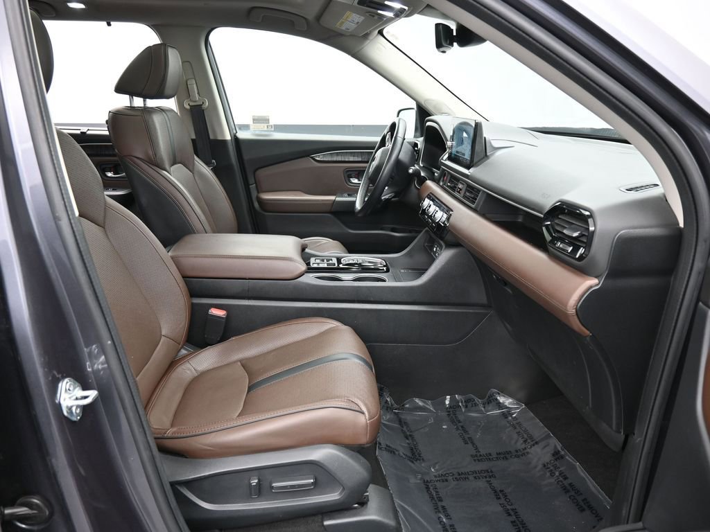 Certified 2023 Honda Pilot Elite image 43