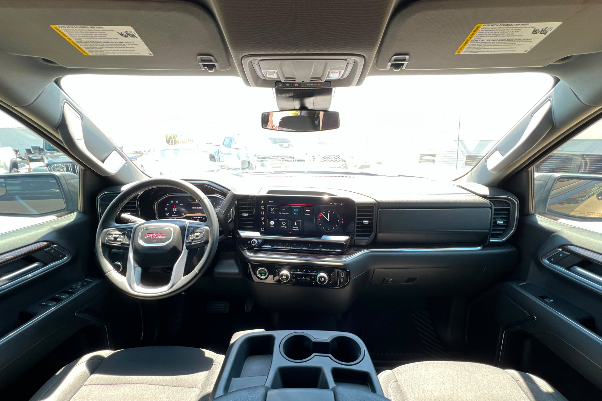 Used 2024 GMC Sierra 1500 Elevation RWD image 10