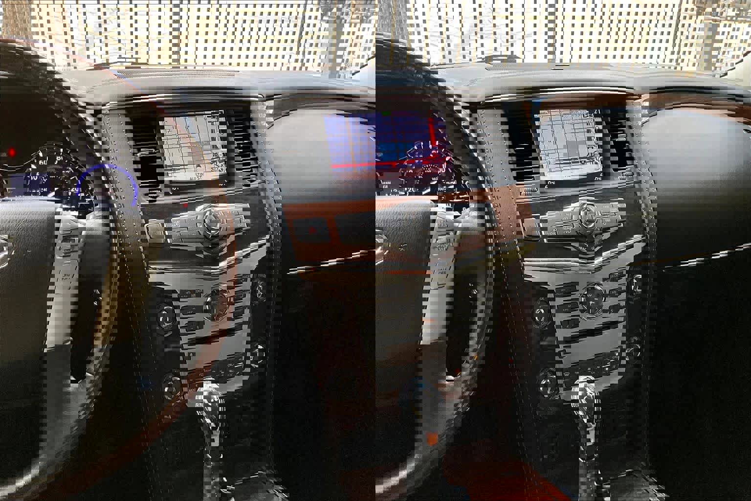 Used 2018 INFINITI QX80 4WD image 6