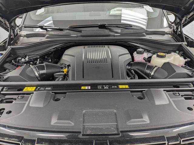New 2025 Land Rover Range Rover Long Wheelbase SE image 25