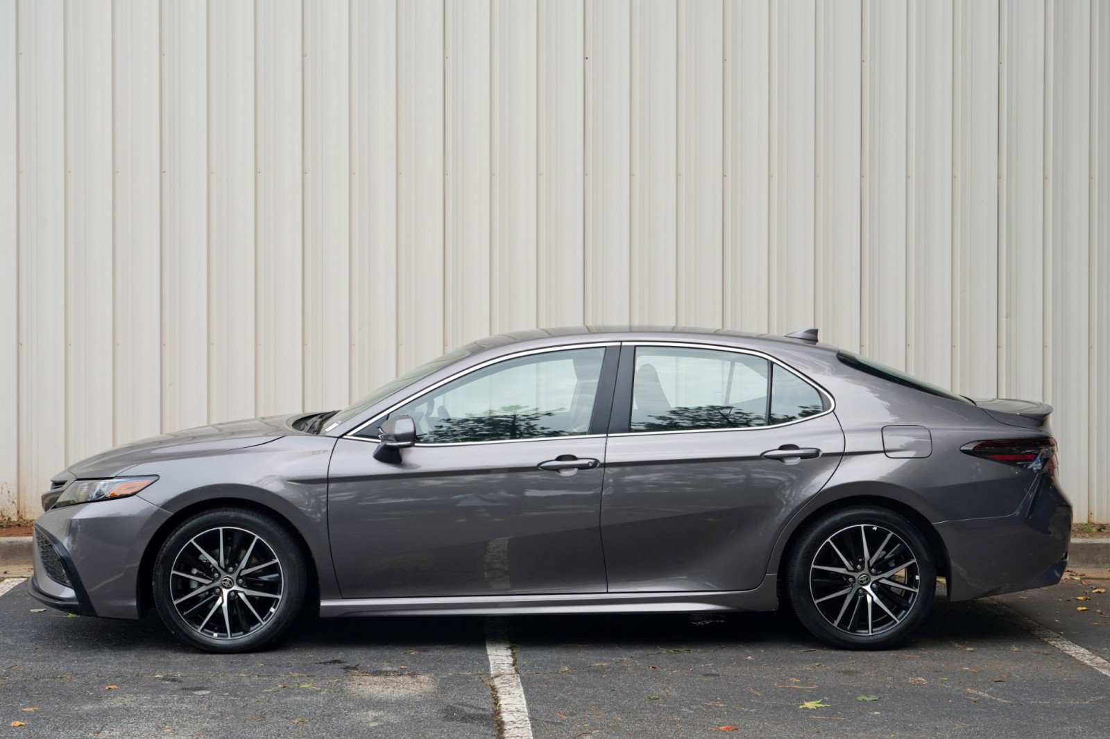 Used 2024 Toyota Camry SE FWD image 41