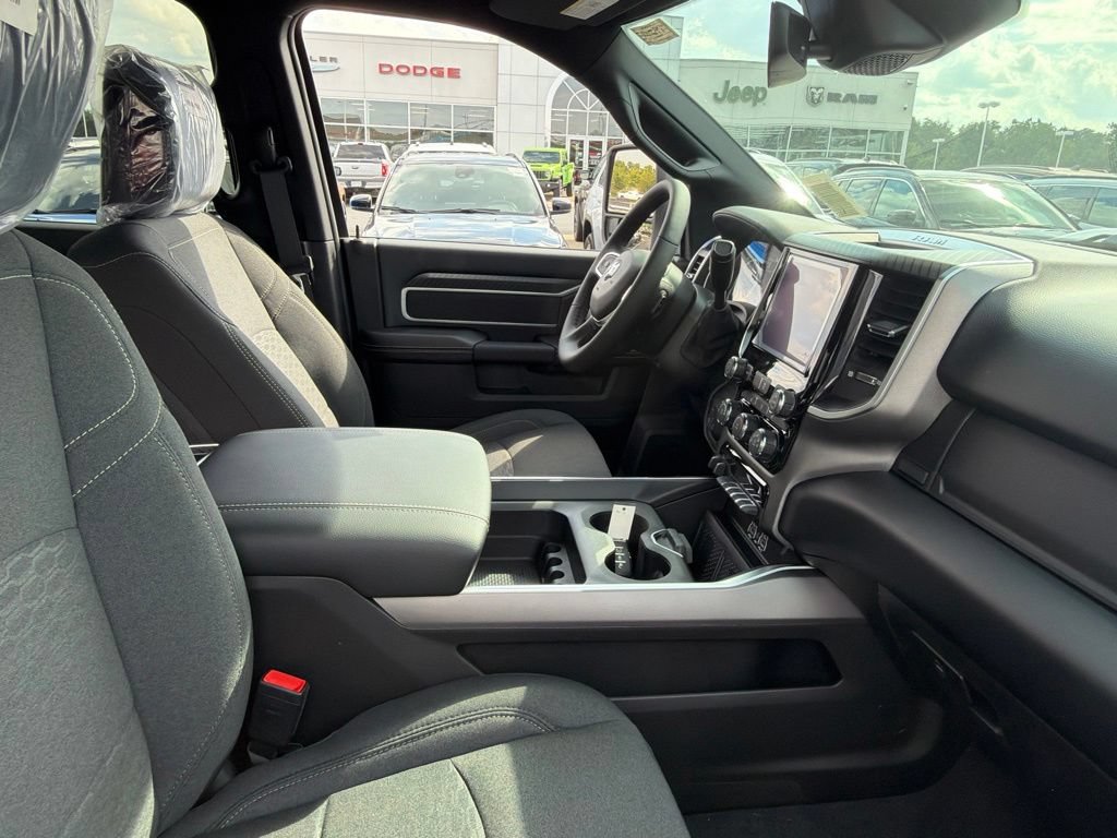 New 2027 RAM 2500 Big Horn AWD/4WD image 15