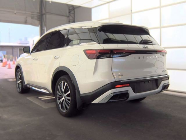 Used 2023 INFINITI QX60 Sensory w/ Vision Package AWD/4WD image 7