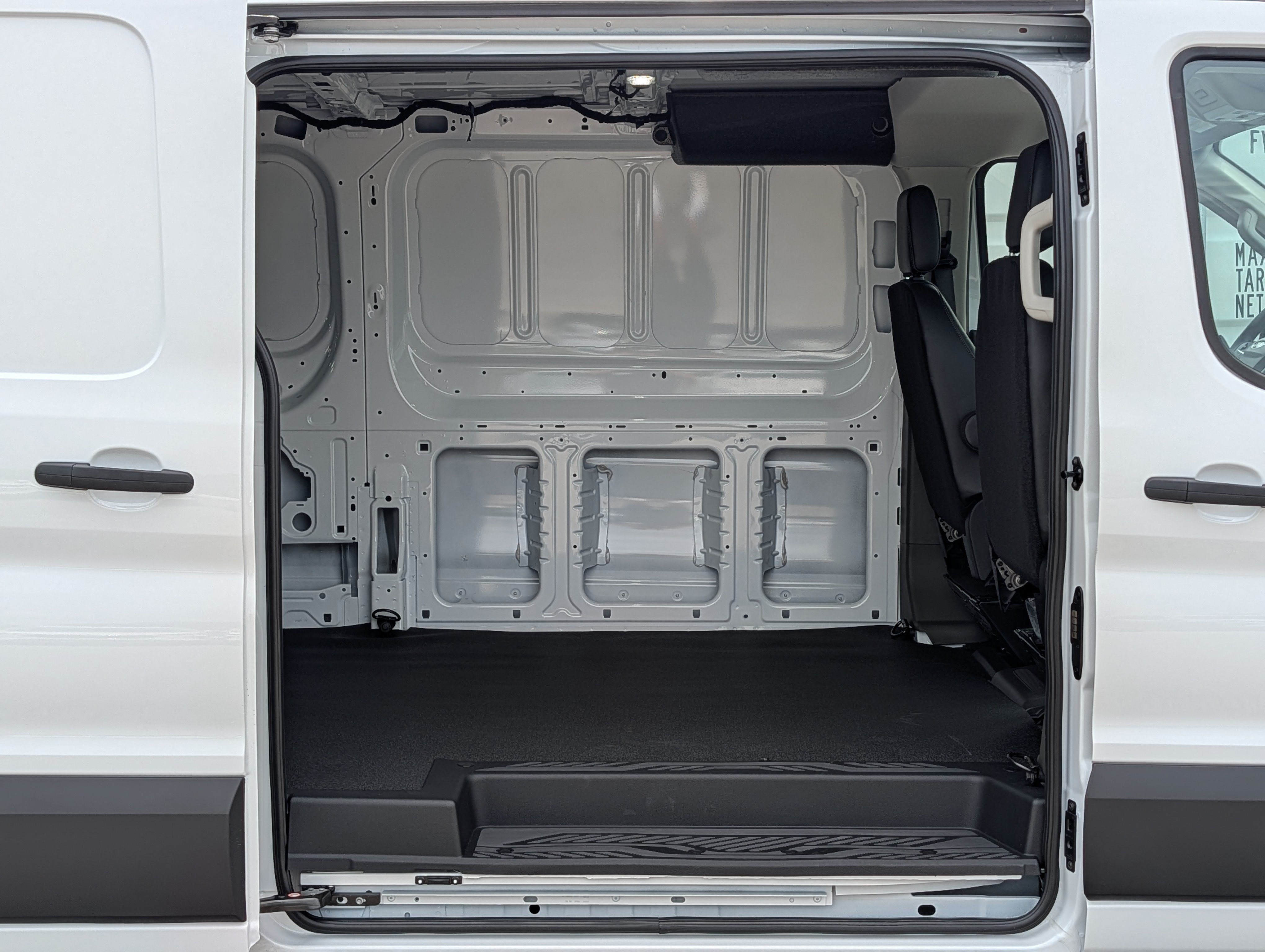 New 2026 Ford Transit 250 Low Roof RWD image 15