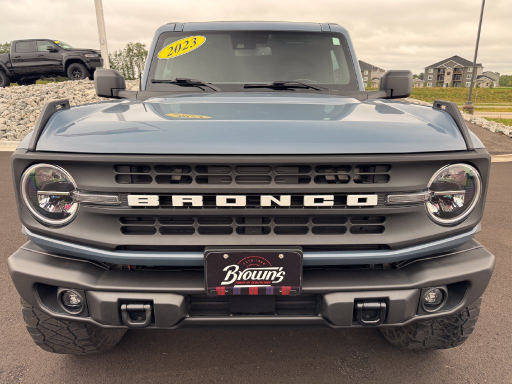 Used 2023 Ford Bronco Black Diamond AWD/4WD image 2