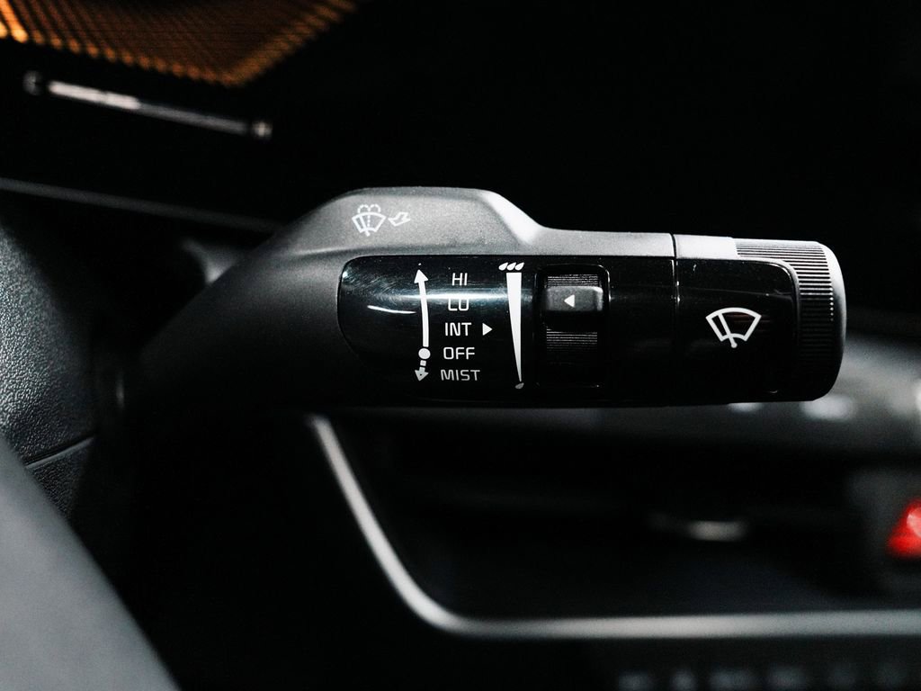 Used 2025 Kia K4 LXS image 23