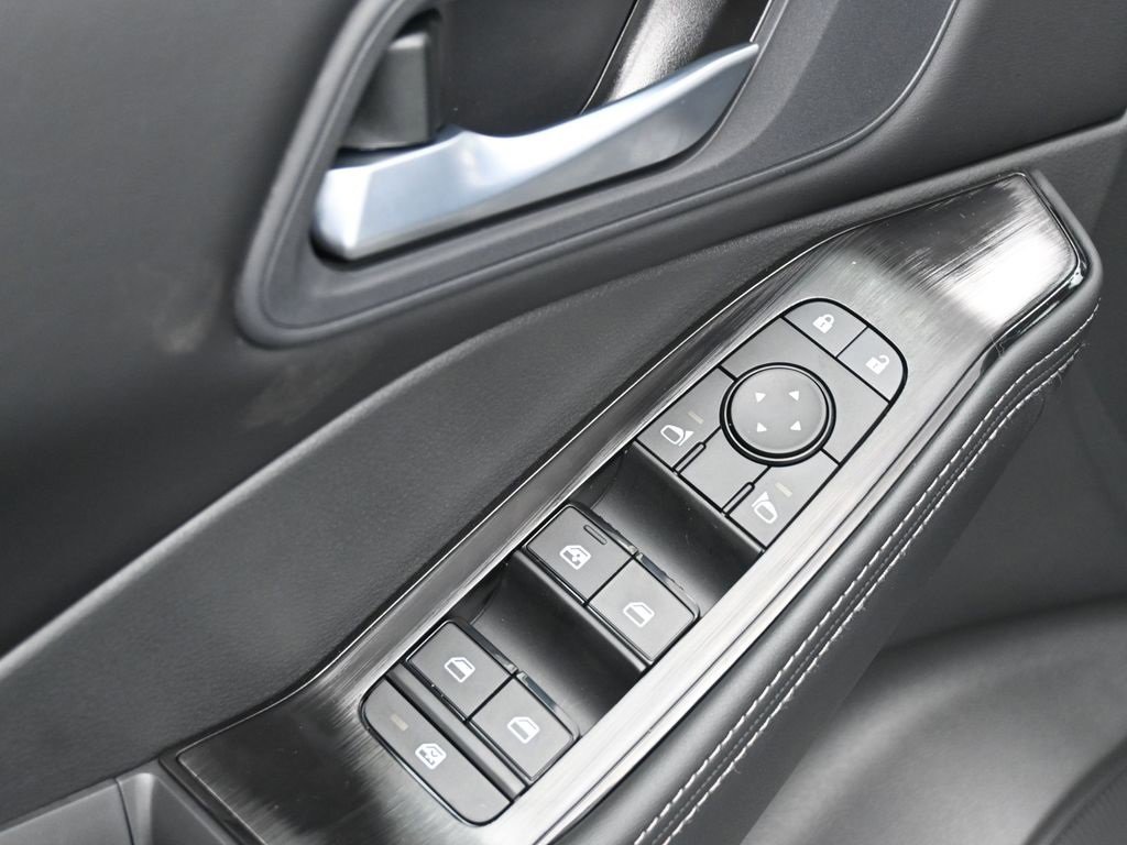 New 2026 Nissan Rogue SV image 17