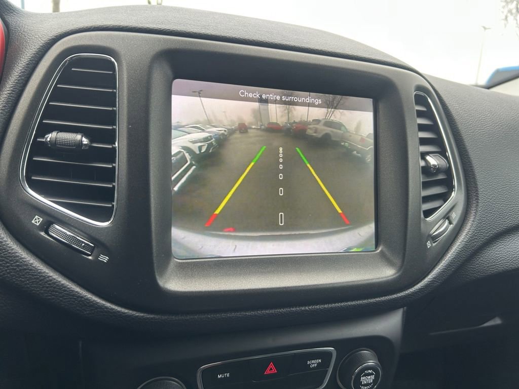 Used 2020 Jeep Compass Trailhawk image 19