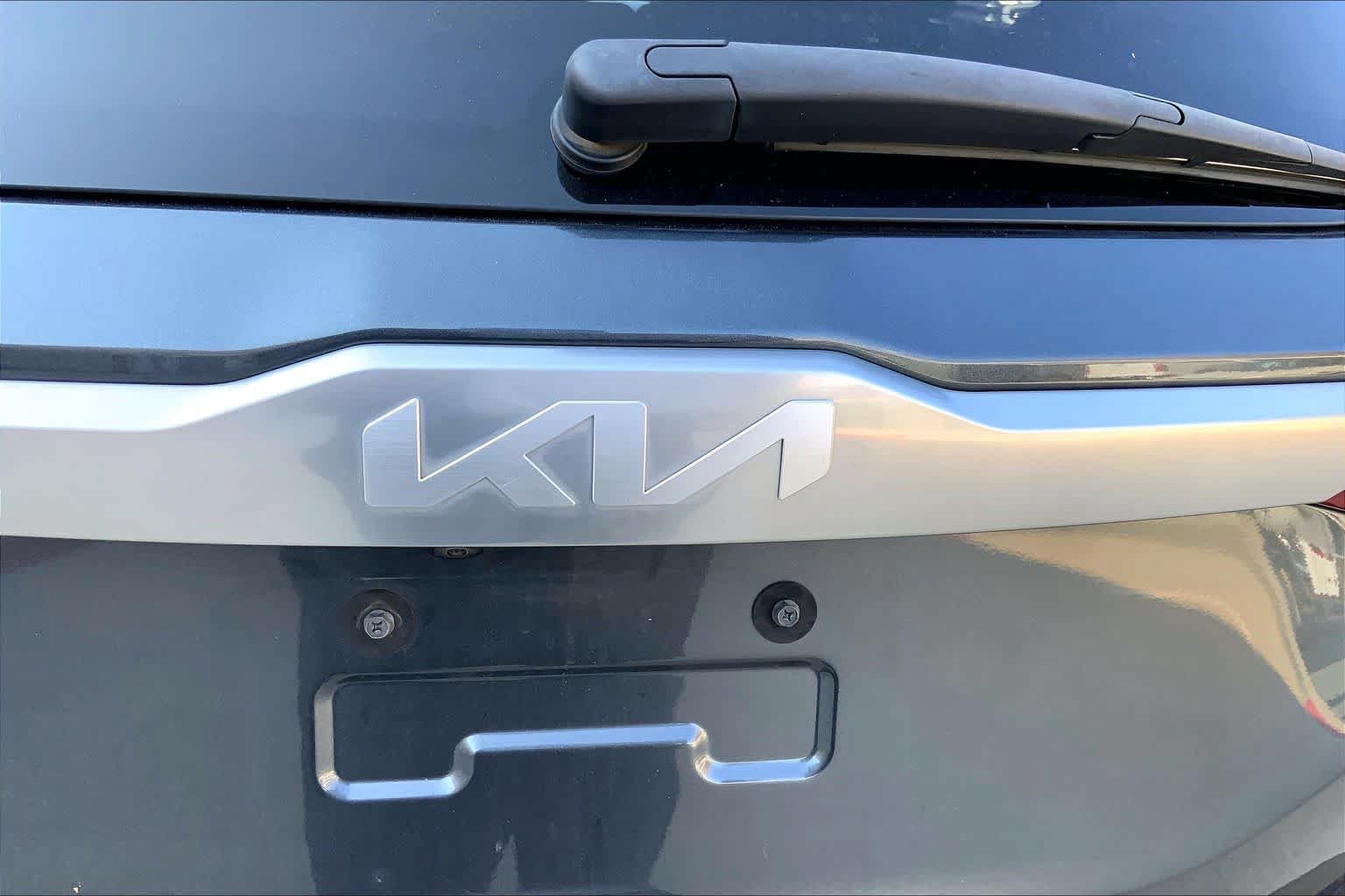Used 2023 Kia Seltos S w/ Navigation Package FWD image 33