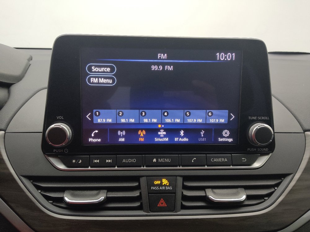 Used 2024 Nissan Altima 2.5 SV image 25