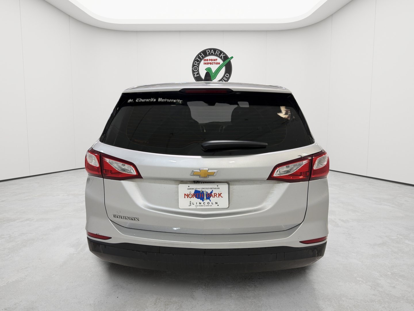 Used 2021 Chevrolet Equinox LS FWD image 4