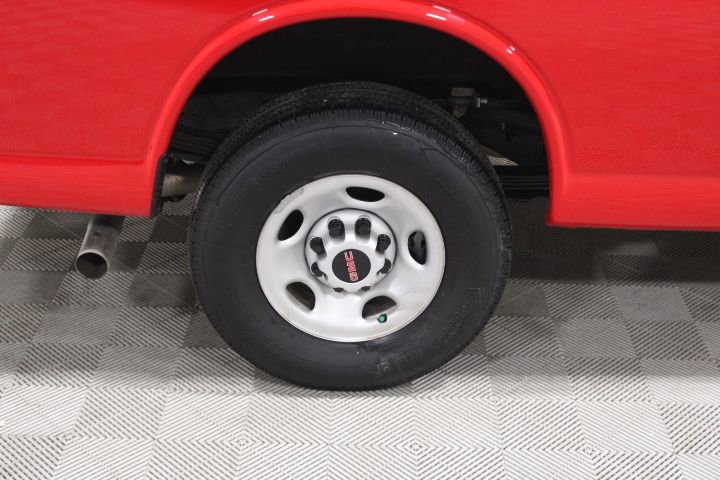 Used 2024 GMC Savana 3500 Extended image 27