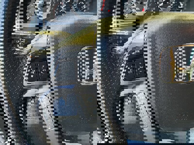 Used 2016 Honda Odyssey EX-L image 31