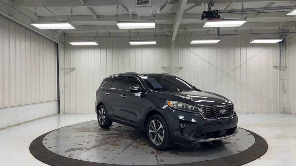 Used 2019 Kia Sorento EX FWD image 2