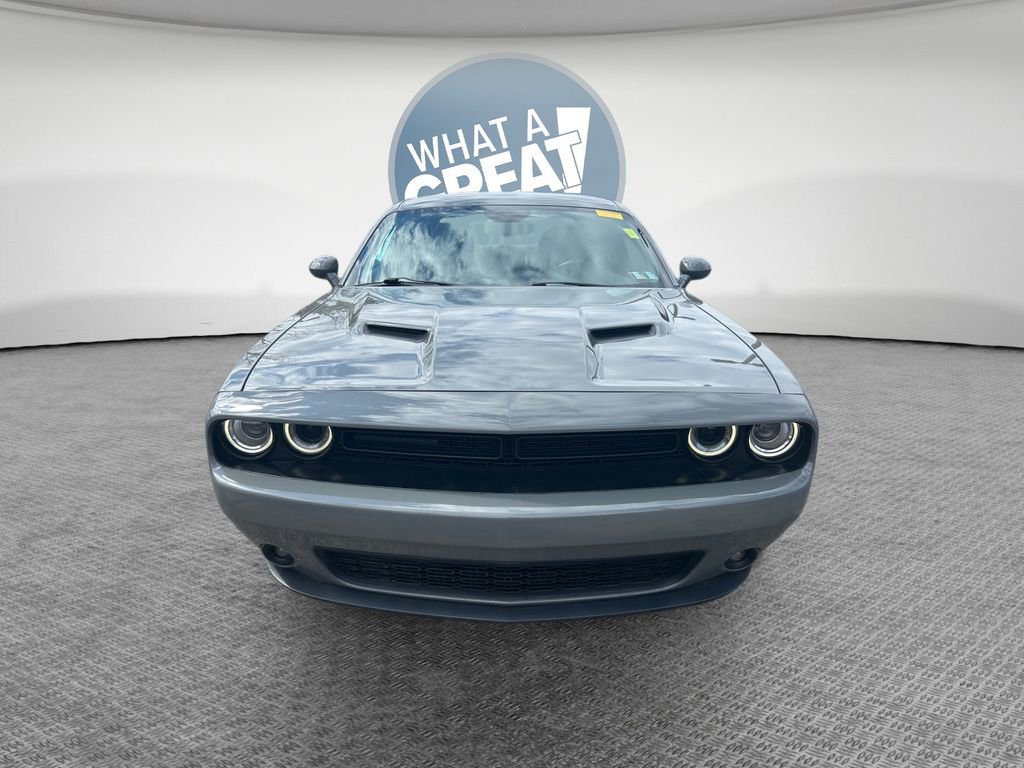 Certified 2017 Dodge Challenger SXT Plus image 9