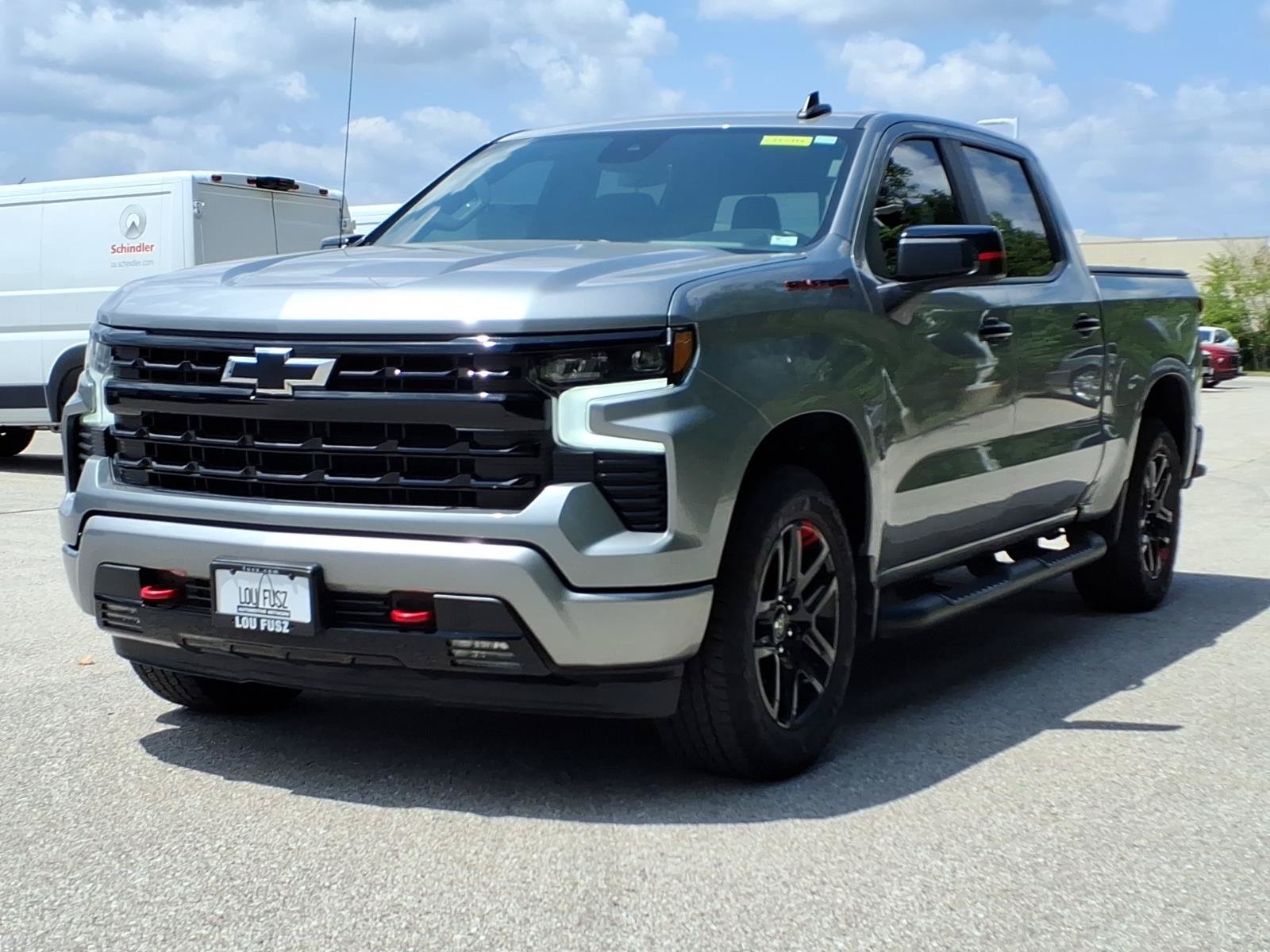 Used 2023 Chevrolet Silverado 1500 RST w/ Redline Edition AWD/4WD image 2