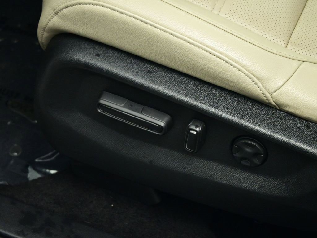 Used 2019 Honda CR-V Touring image 23