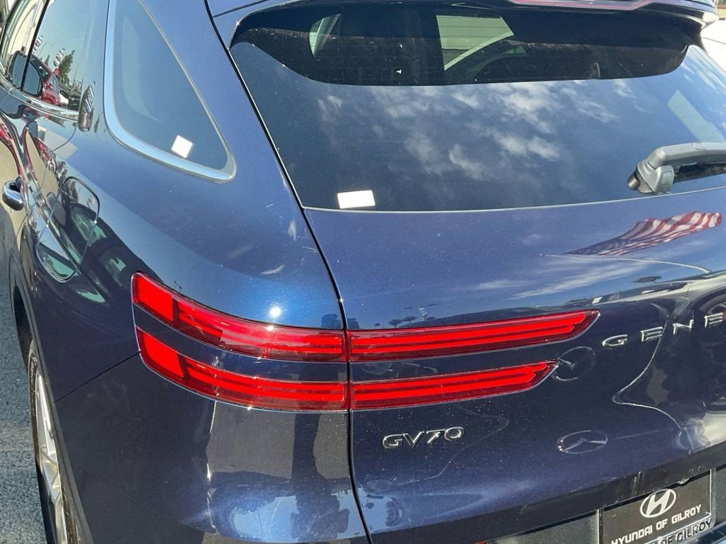 Used 2025 Genesis GV70 2.5T image 34