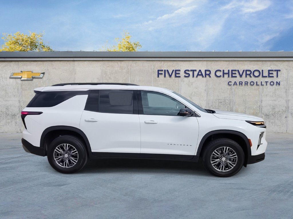 Certified 2024 Chevrolet Traverse LT FWD image 9