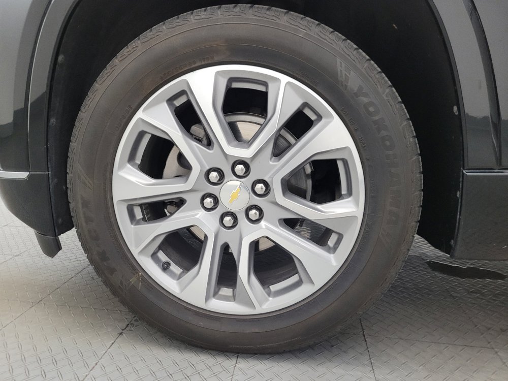 Used 2020 Chevrolet Traverse Premier FWD image 31