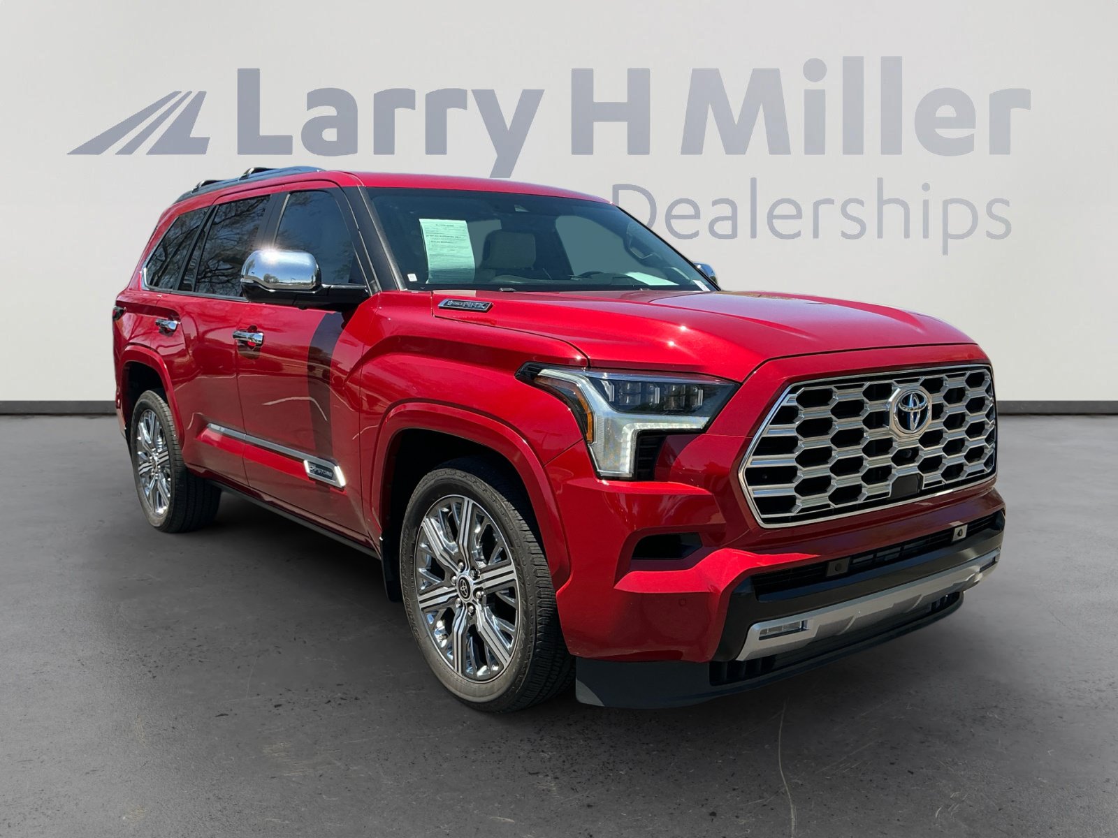 Certified 2024 Toyota Sequoia Capstone AWD/4WD image 7