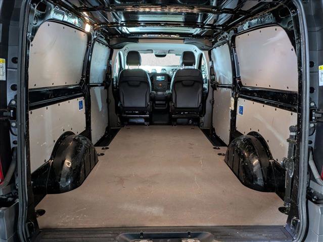 Used 2022 Mercedes-Benz Metris image 7