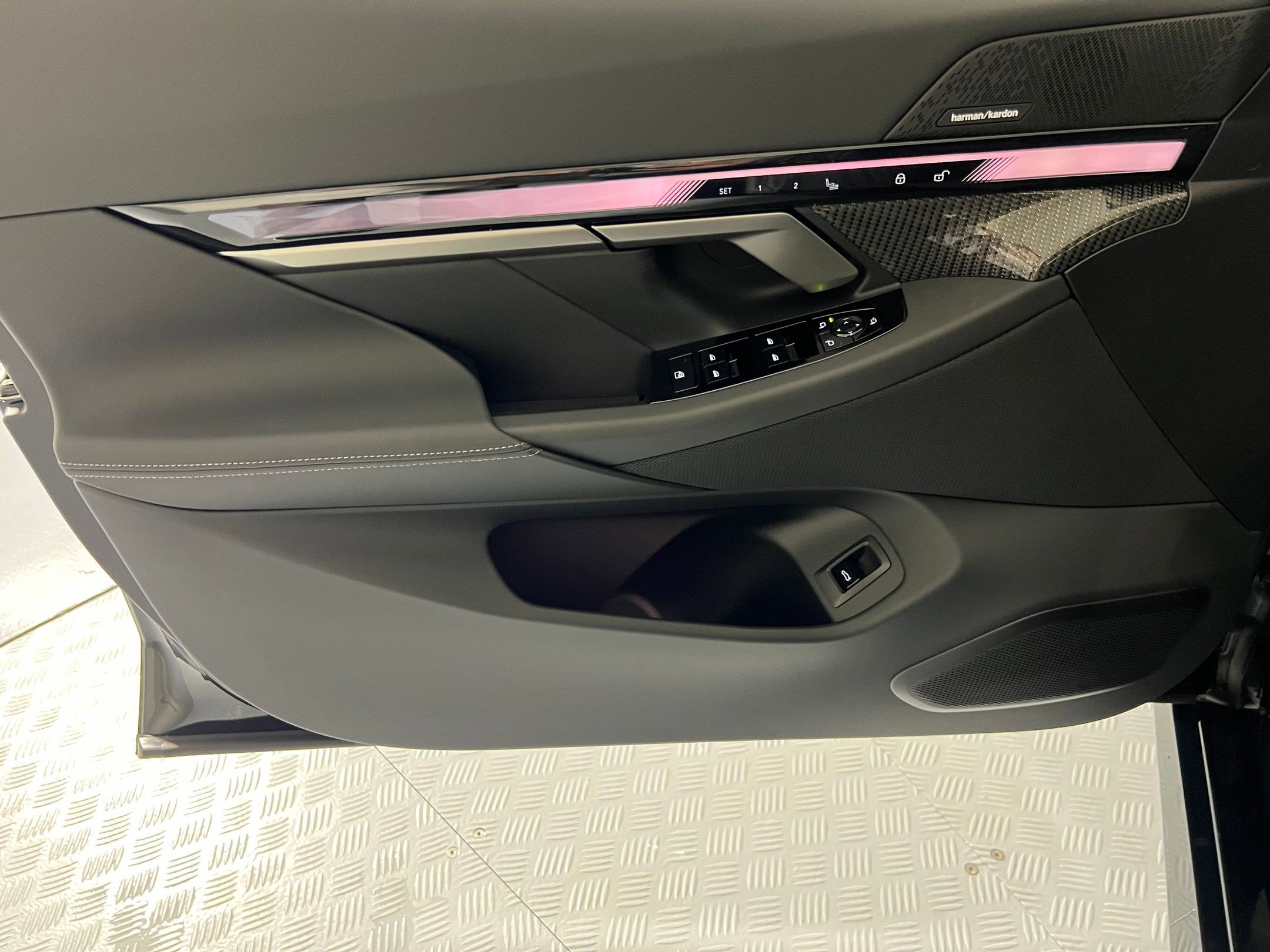 New 2026 BMW i5 eDrive40 w/ M Sport Package RWD image 23