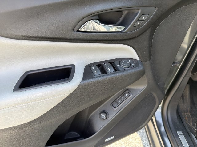 Used 2019 Chevrolet Equinox Premier FWD image 13