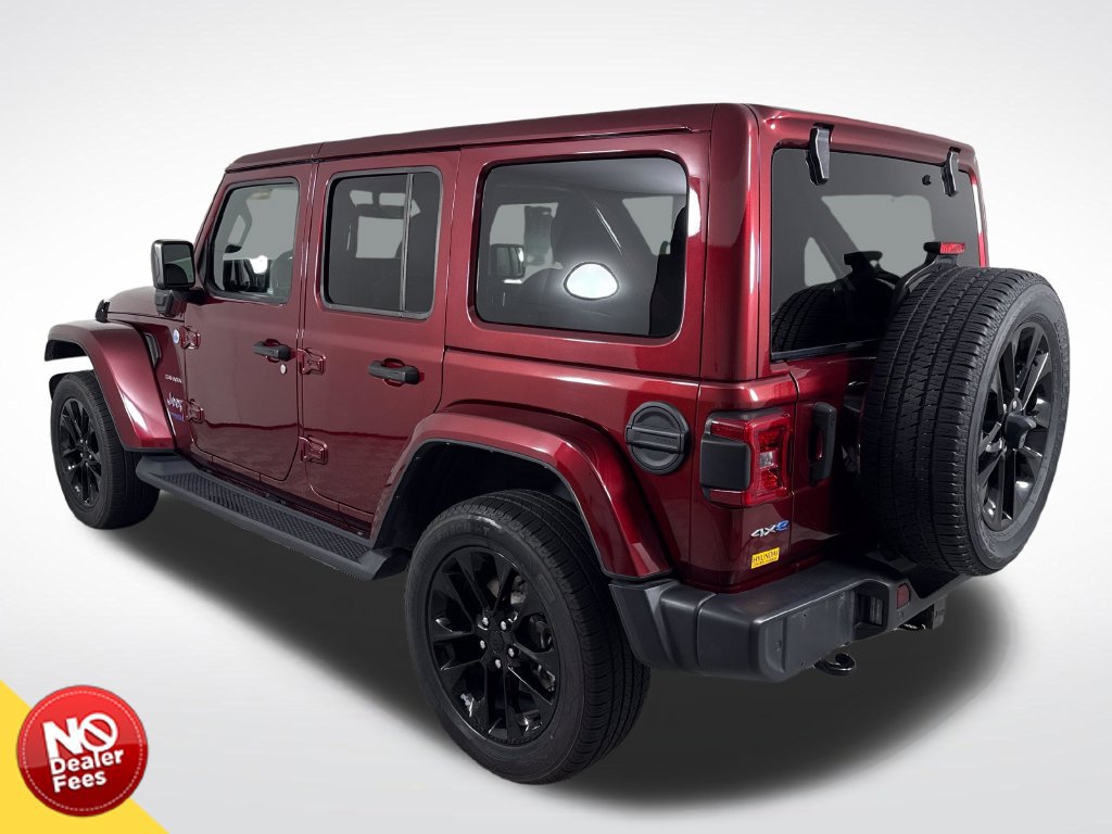 Used 2021 Jeep Wrangler Unlimited Sahara w/ Cold Weather Group AWD/4WD image 6