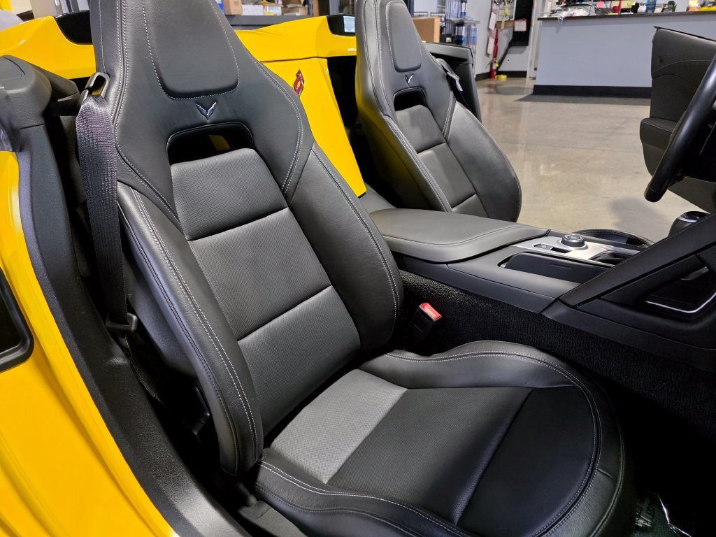 Used 2019 Chevrolet Corvette Stingray Convertible Z51 2LT RWD image 15
