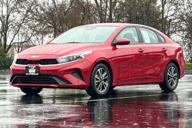 Certified 2022 Kia Forte LXS image 10