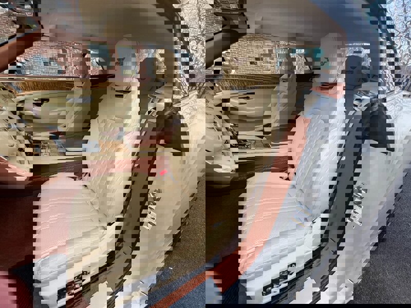 Used 2023 Bentley Continental GT image 32