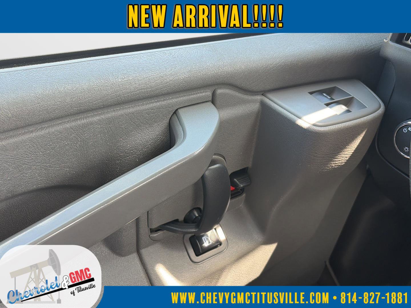 Used 2020 GMC Savana 2500 w/ Driver Convenience Package RWD image 12