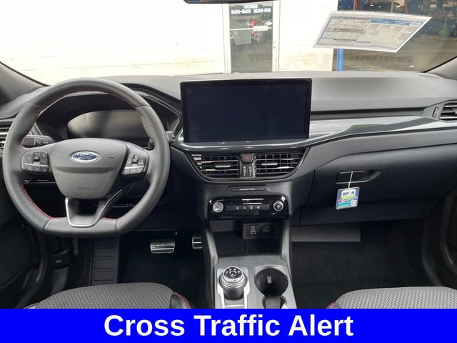 Used 2024 Ford Escape ST-Line w/ Tech Pack #1 AWD/4WD image 12