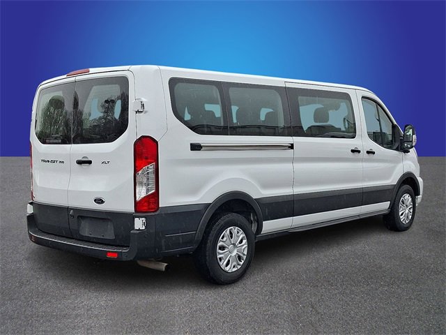 Used 2023 Ford Transit 350 XLT image 4