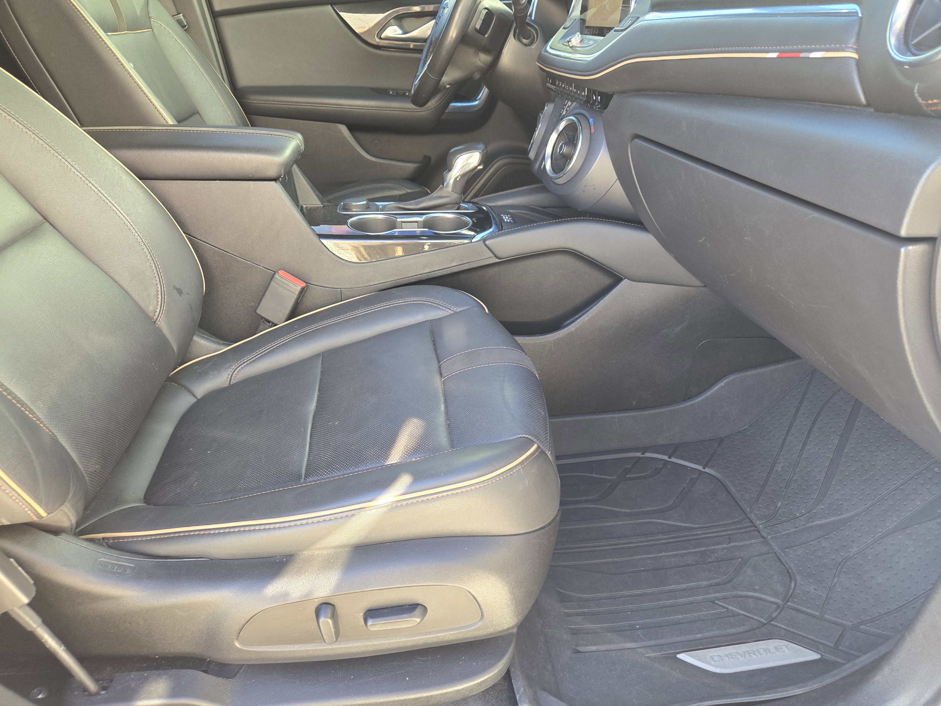 Used 2020 Chevrolet Blazer Premier w/ Driver Confidence II Package image 17