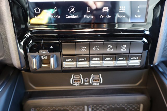 Used 2025 RAM 2500 Laramie w/ Night Edition image 29