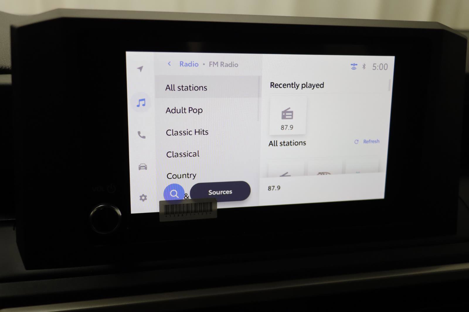 Used 2025 Toyota Tacoma SR image 9