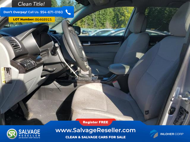 Used 2015 Kia Sorento LX image 9