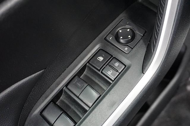 Used 2024 Toyota RAV4 LE AWD/4WD image 6